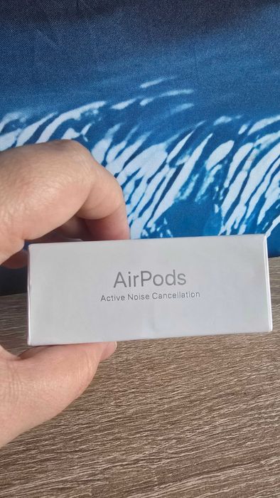 Casti Bluetooth Airpods 4 cu ANC