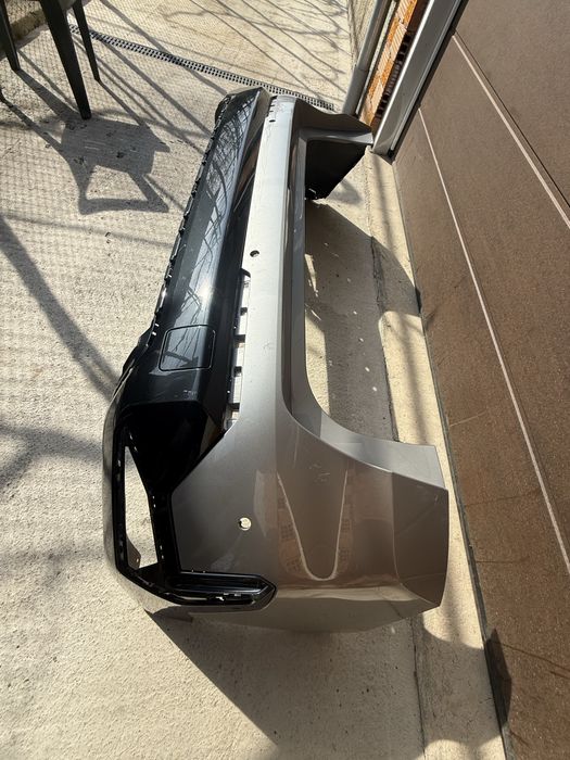 Задна броня за BMW U11