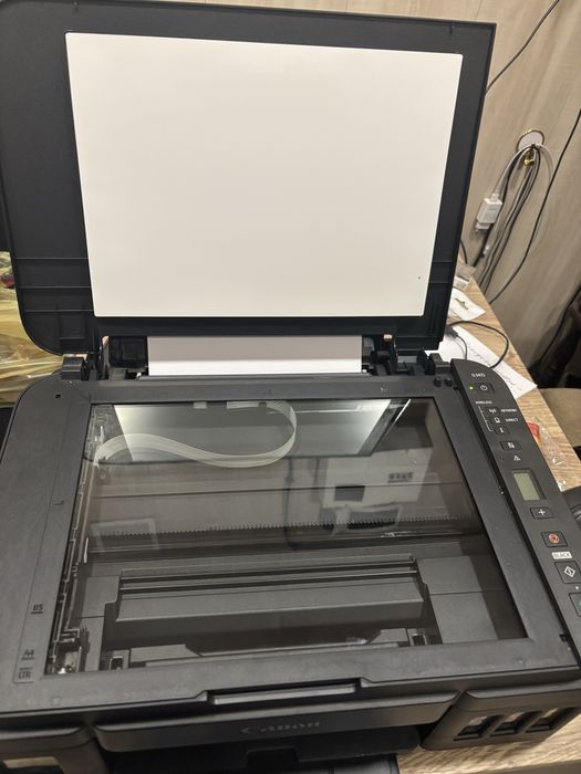 Принтер цветной Canon