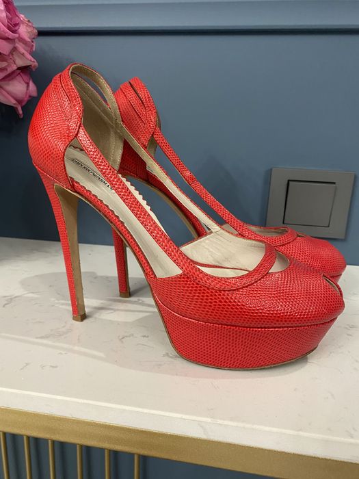 Женские туфли