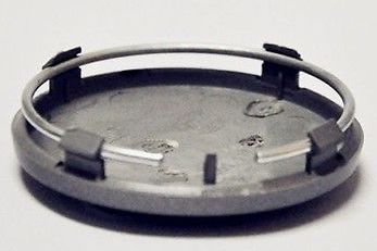4 Capace jante Audi 60, 68 mm. negre/gri Noi ambalate!