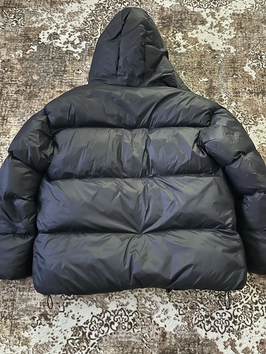 Яке Armani exchange