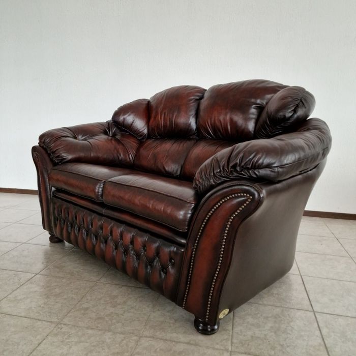 Кожена холна  гарнитура Честърфийлд Chesterfield