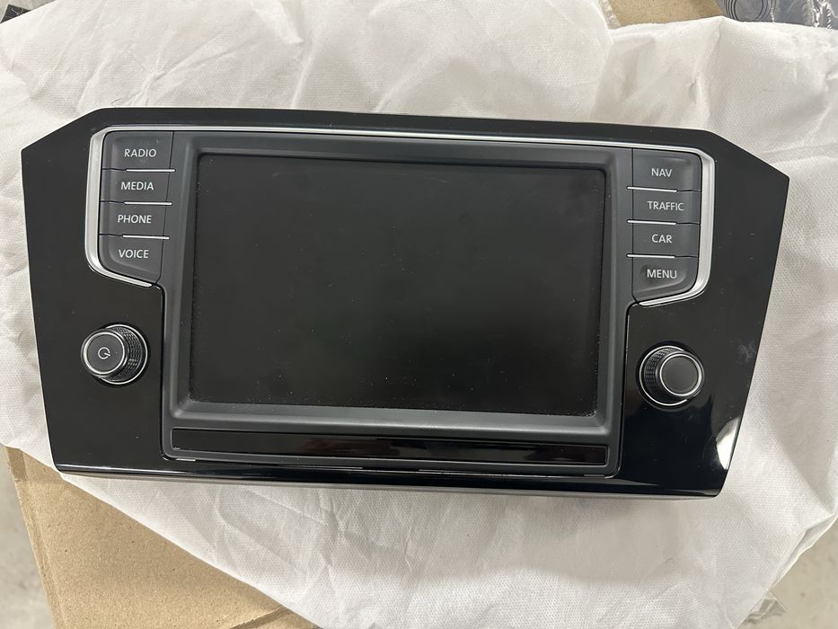 Оригинална навигация / мултимедия за vw / фолксваген