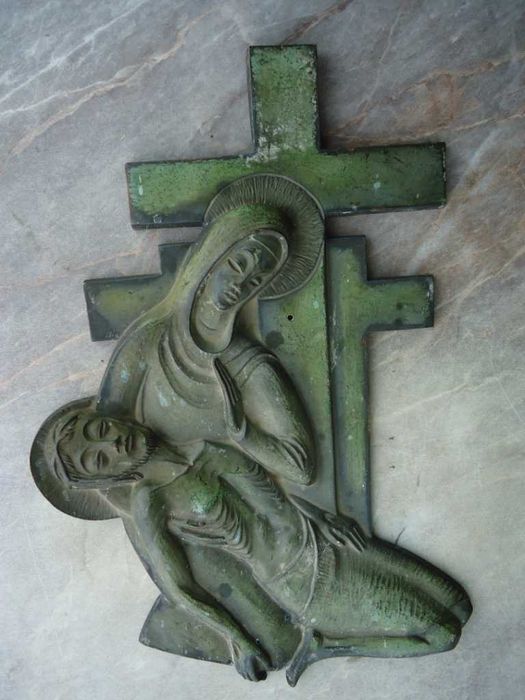 Бронзова пластика "Pieta"