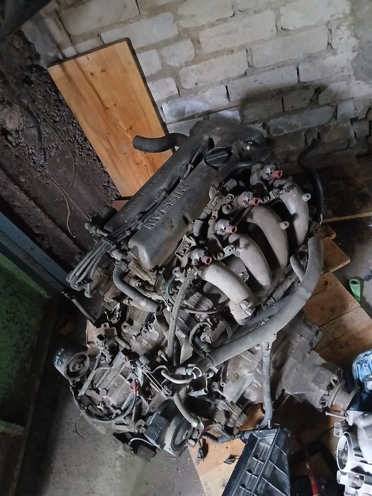 мотор Nissan prairie