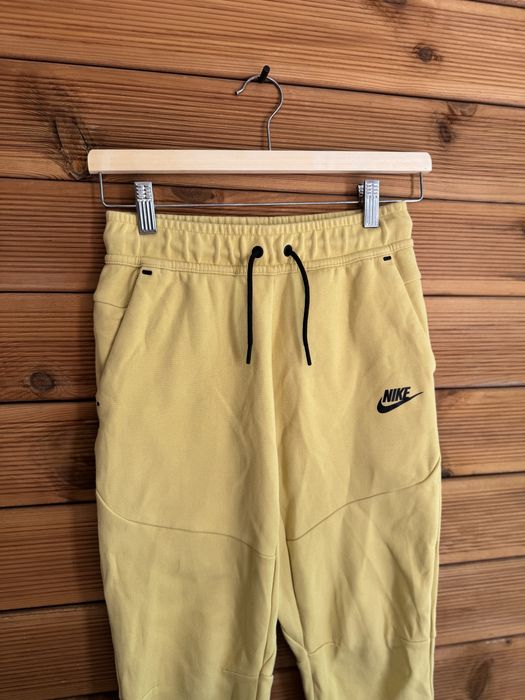 Оригинален детски спортен панталон Nike Tech Fleece (Детски M / 137-147 см)