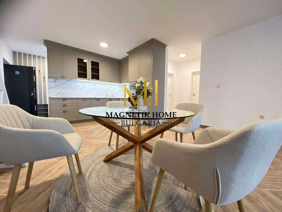 Луксозен тристаен апартамент в модерна сграда в ж.к. Сарафово