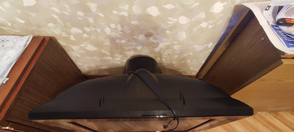 Продам телевизор LG