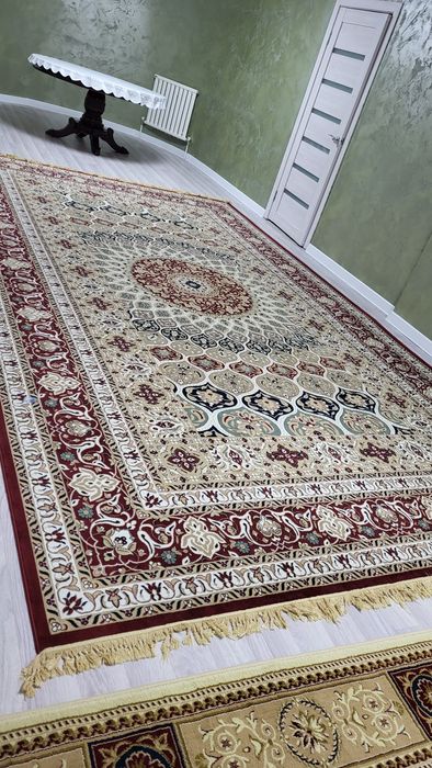 Продам ковер в отличном состоянии