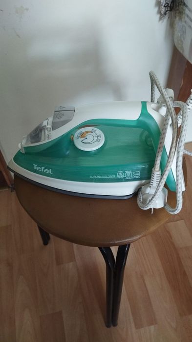 Утюг продам б/у в хорошем состоянии