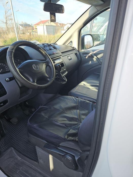 Mercedes Vito 8+1