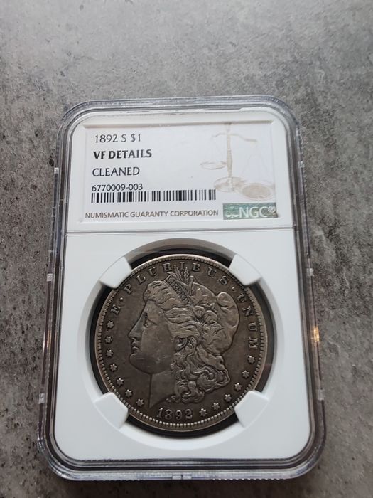 One dollar / 1 dolar Morgan NGC America 1892