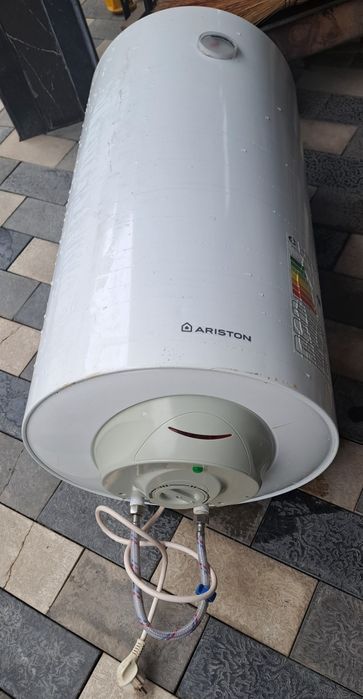 Аристон 100л.б/у