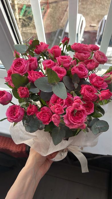 Очень красивый букет роз