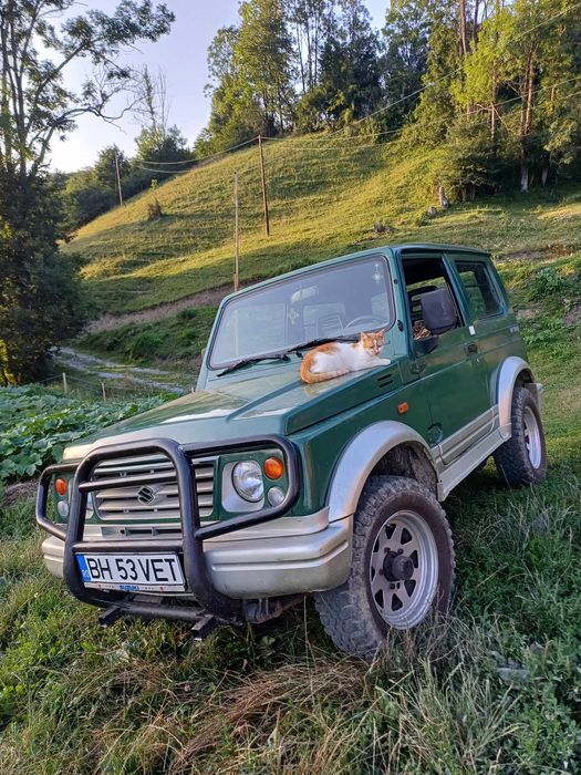 Vând Suzuki Samurai !!!
