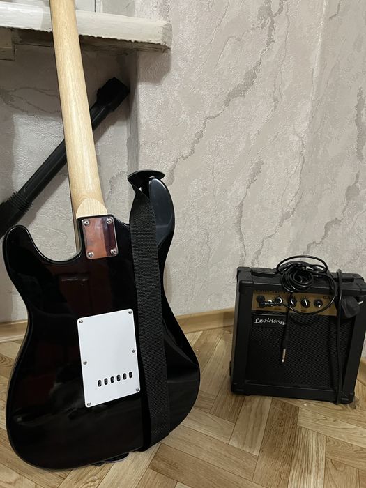 Электро гитара обмен имеется