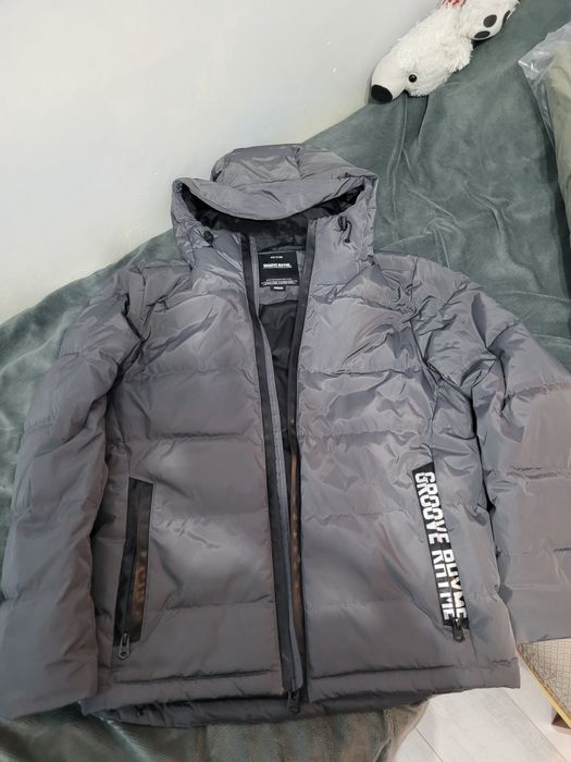 Продам куртки на подростка, размер 46