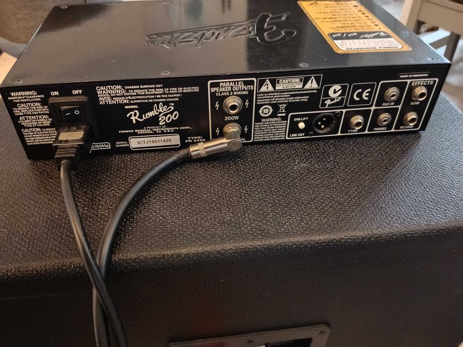 Amplificator chitara bass Fender Rumble