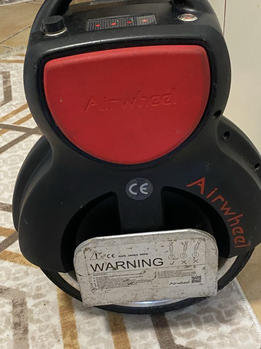 Scuter electric monociclu