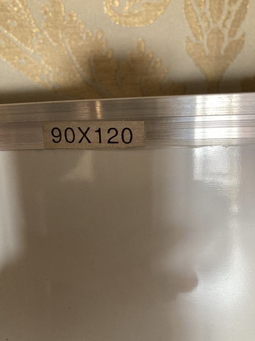 Доска школьная , б/у, но в отличном состоянии