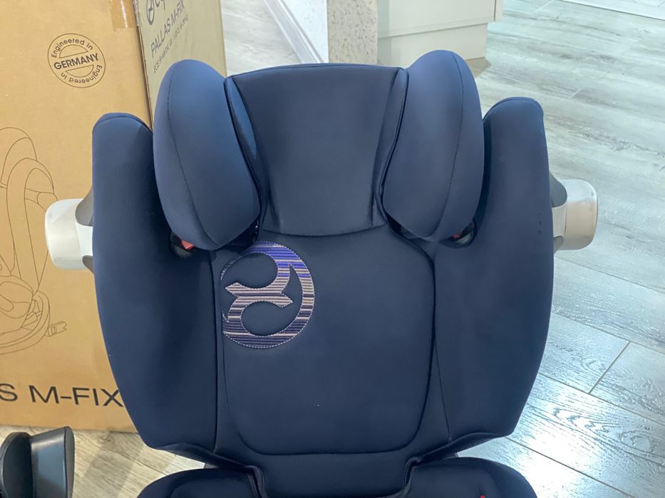 Продам детское кресло Cybex