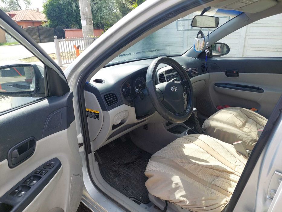 Hyundai Accent Benzina 1.6
