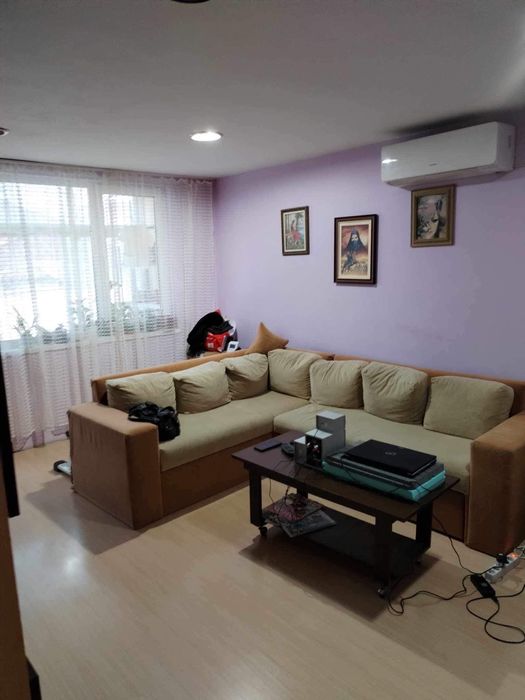 Дава се под наем Двустаен апартамент в Сливен, Даме Груев - 68 кв.м за 229.5 € - Снимка #1