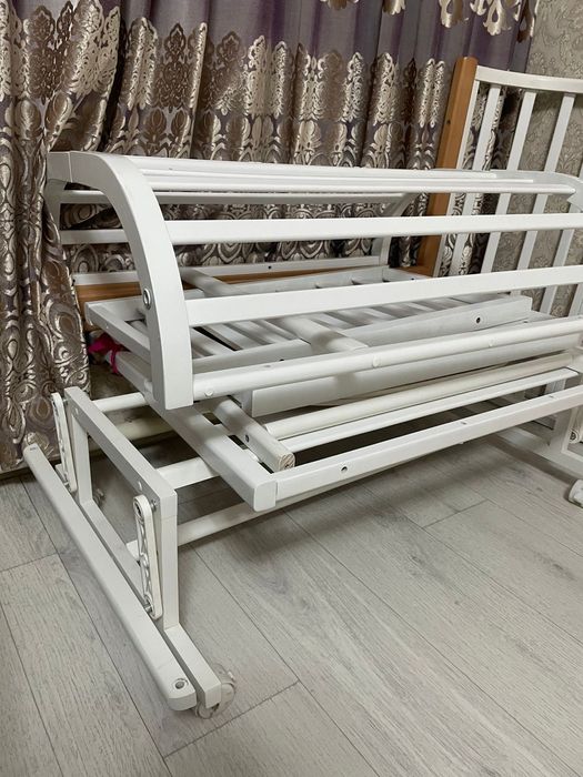 Манеж белый детский