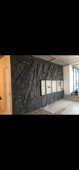 Барельеф. Скала. Скульптор