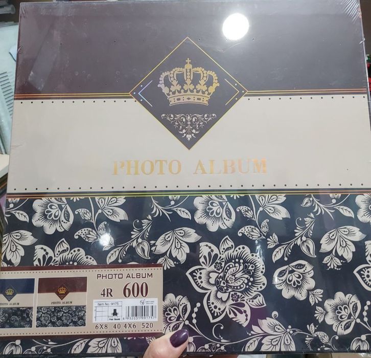 Продаются фотоальбомы с кармашками на 600фото