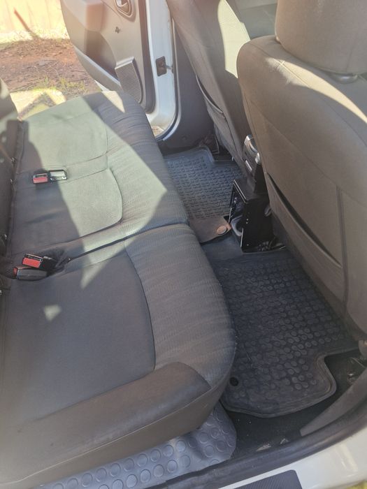 Dacia lodgy 6+1   1.5  дизел   90 к.с  2013 g