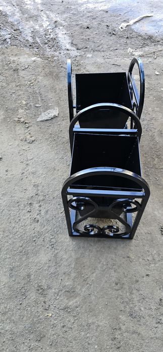 Урны для мусора .