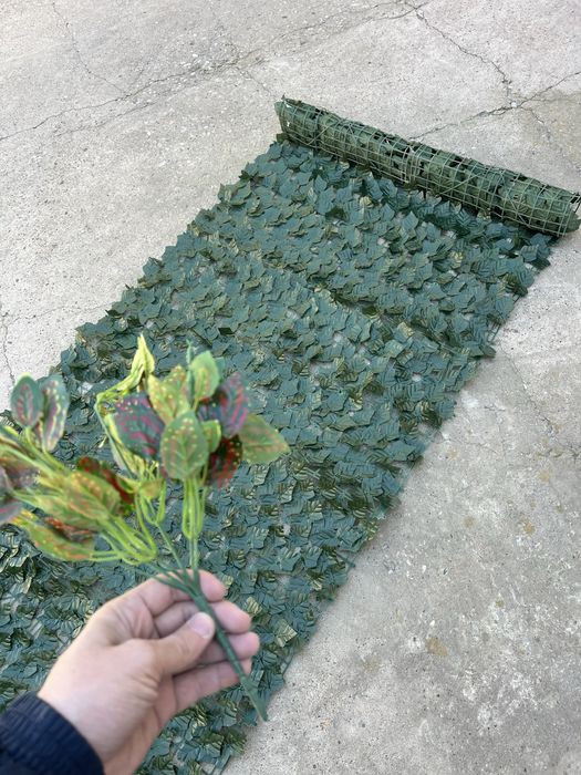 Забор из исскустверрых растений