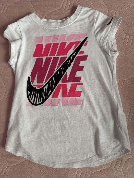 Tricouri(5 buc)+ colanti Nike