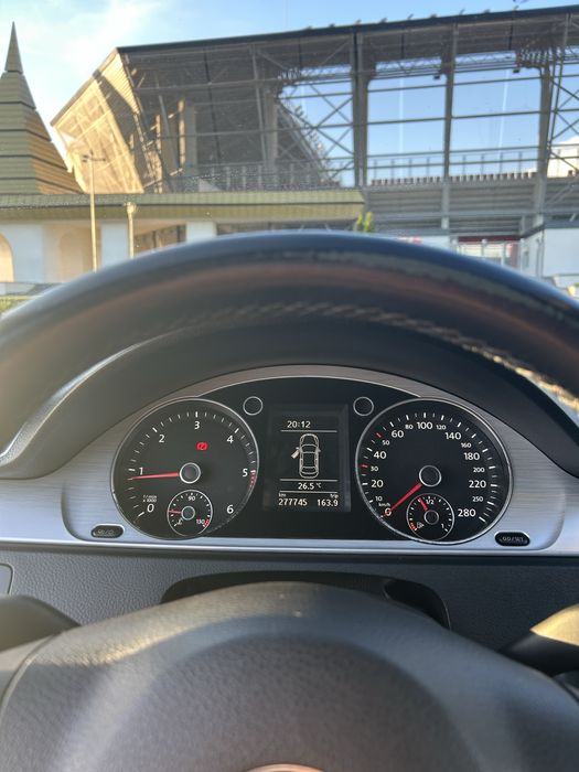 Passat CC  2.0 TDI  140 CP