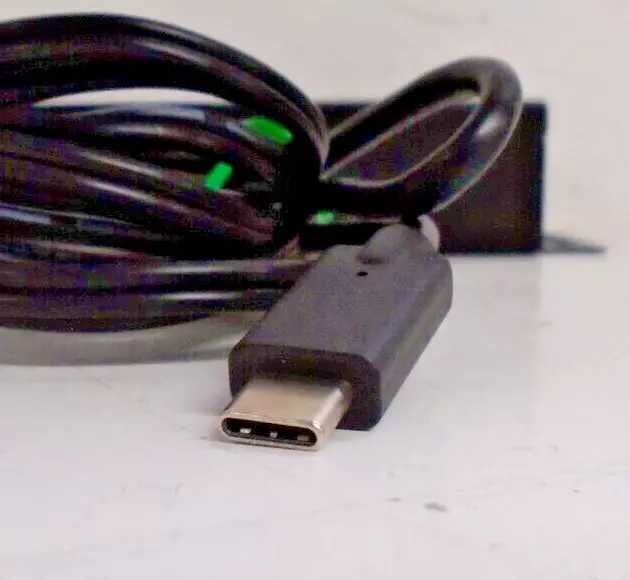 BrightSign Digital Media Signage XD1033 4K + USB700 Adapter