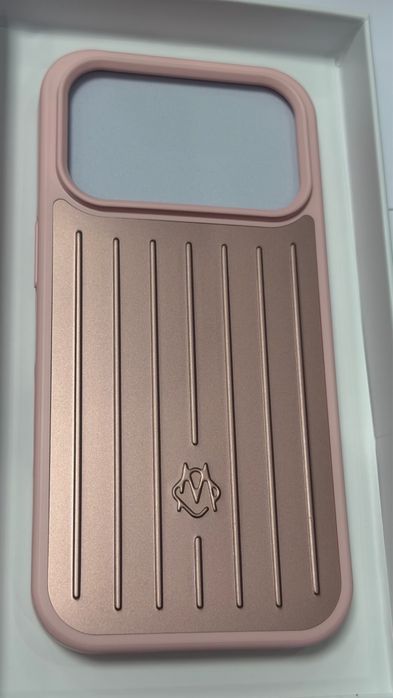 RIMOWA Aluminium Case за iPhone 17 Pro / 17 Pro Max | Луксозен алуминиев кейс | Нов