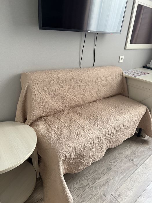 Продам диван, самовыоз с Р.Багланова 2