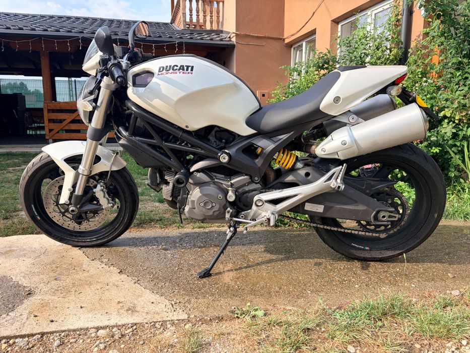 Ducati Monster 2008 696