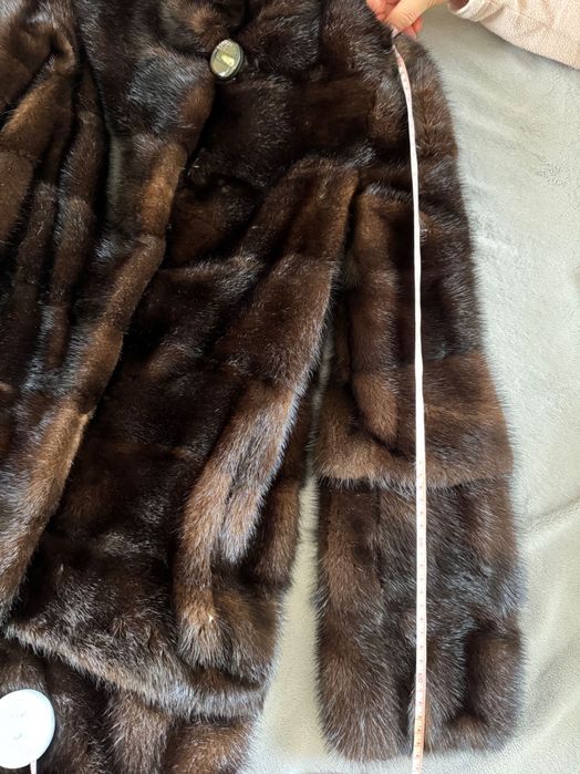 Продавам норково палто
