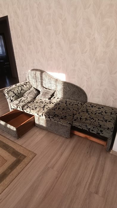 Продам диван-тахту б/у