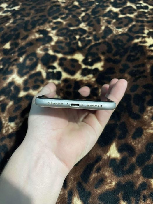 Iphone 11 64gb stare perfectă