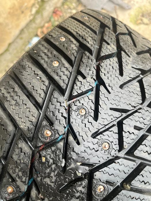 Шины с титановыми дисками есть торг