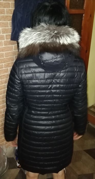 Продам зимнюю куртку.