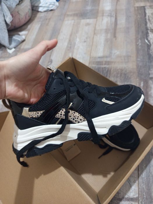 Нови маратонки сникърси 40 About you