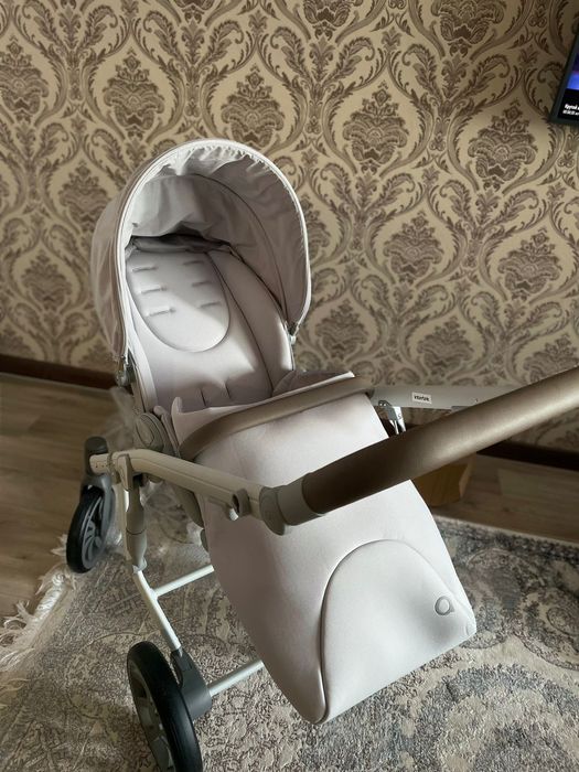 Продам коляску anex baby m