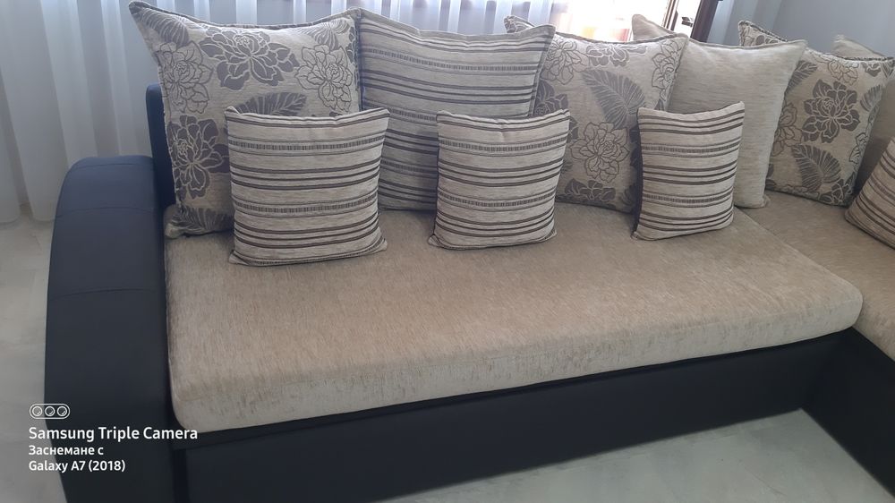 Ъглов диван с опция за спалня