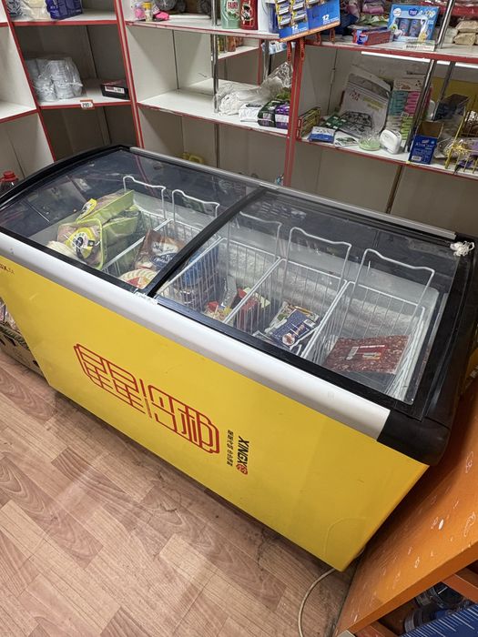 Морозильник почти новая