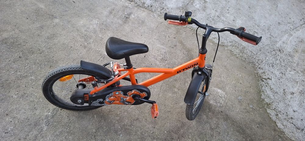 Vând bicicleta copii 16"